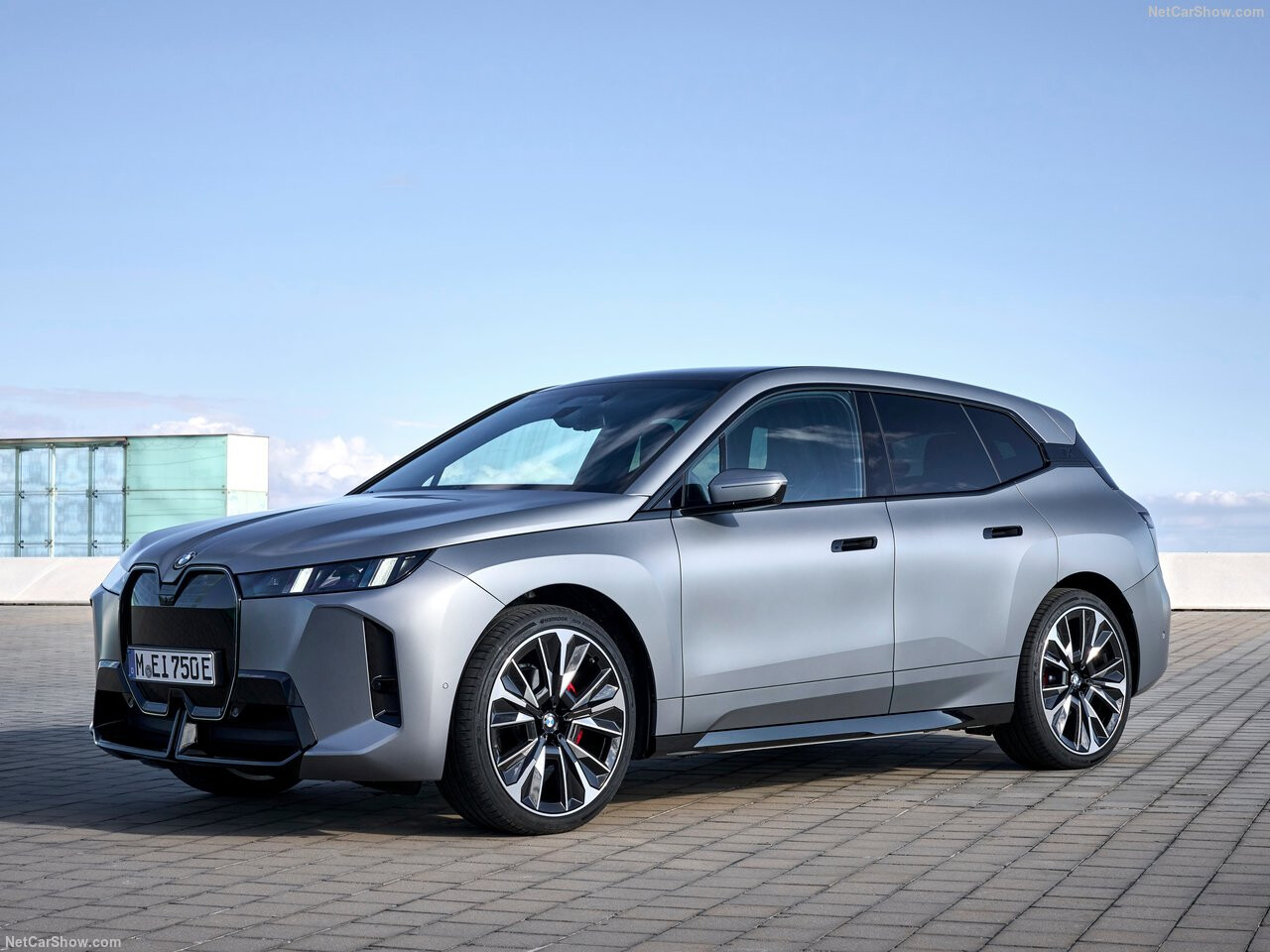 [신차출시] 2026 BMW iX 페이스리프트  게시글 썸네일