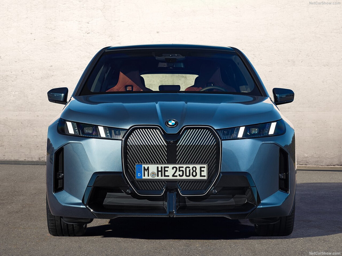 [신차출시] 2026 BMW iX 페이스리프트  썸네일