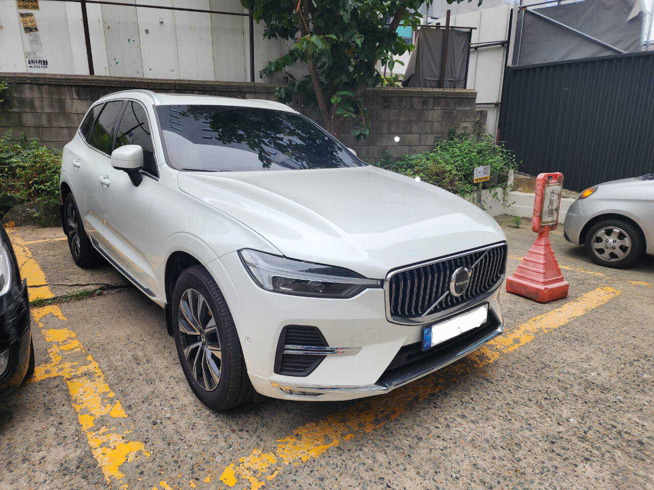 볼보 XC60 B5 AWD 울트라 브라이트 썸네일