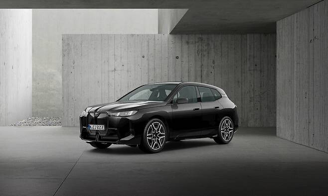 [신차출시] BMW 8월 온라인 에디션_전기차 4형제 게시글 썸네일