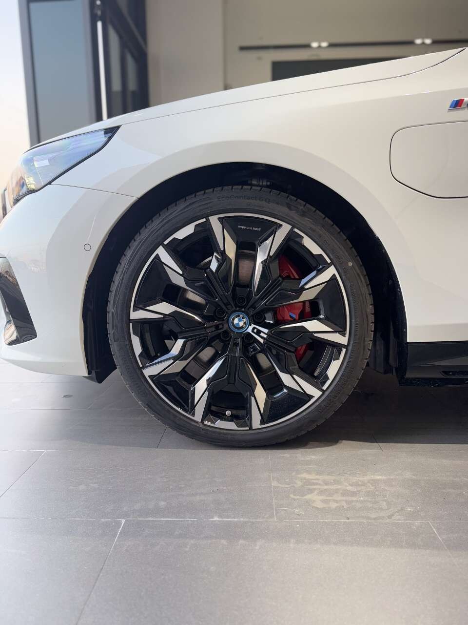 토끼 세마리 잡은 BMW 550e Xdrive 6개월 리뷰 이미지5