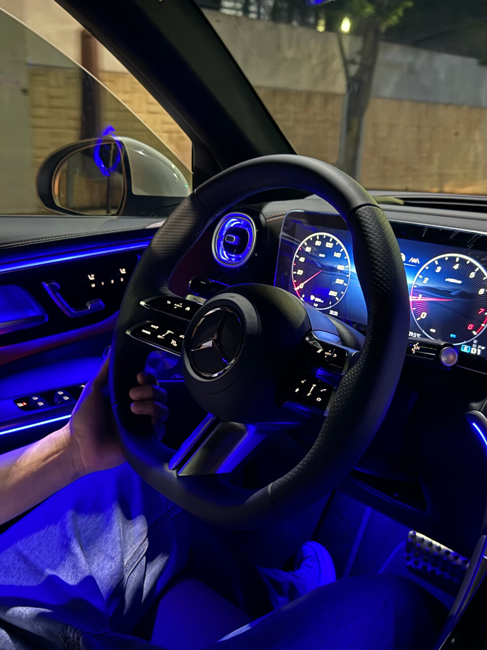 벤츠 GLC 300 4MATIC AMG LINE 이미지2