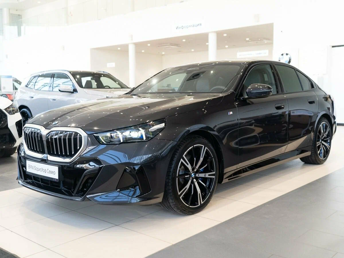 bmw 5시리즈 색상 다 모아봤습니다  게시글 썸네일
