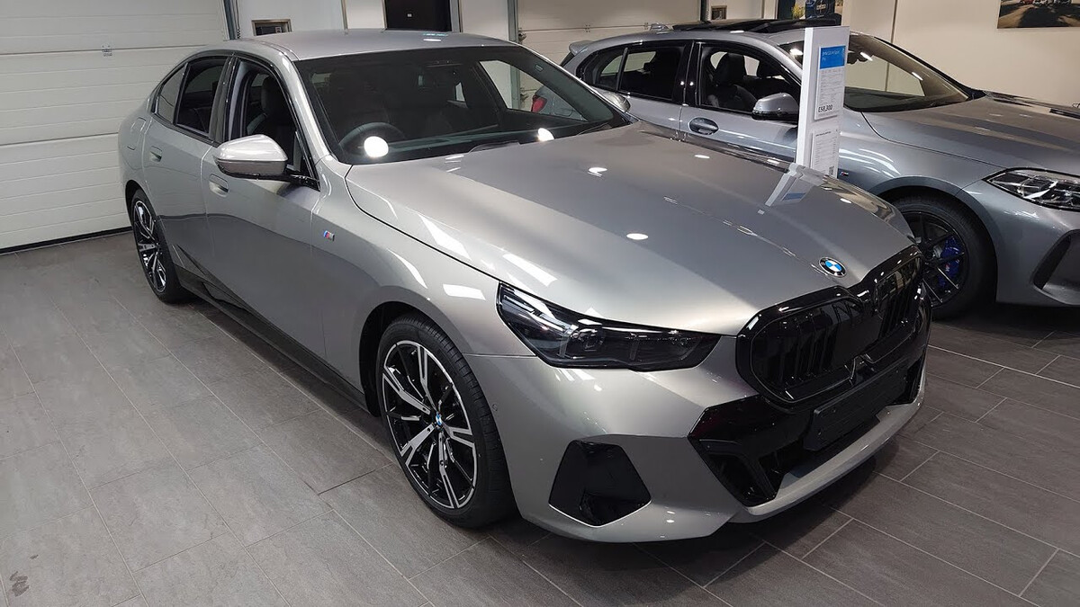 bmw 5시리즈 색상 다 모아봤습니다  썸네일
