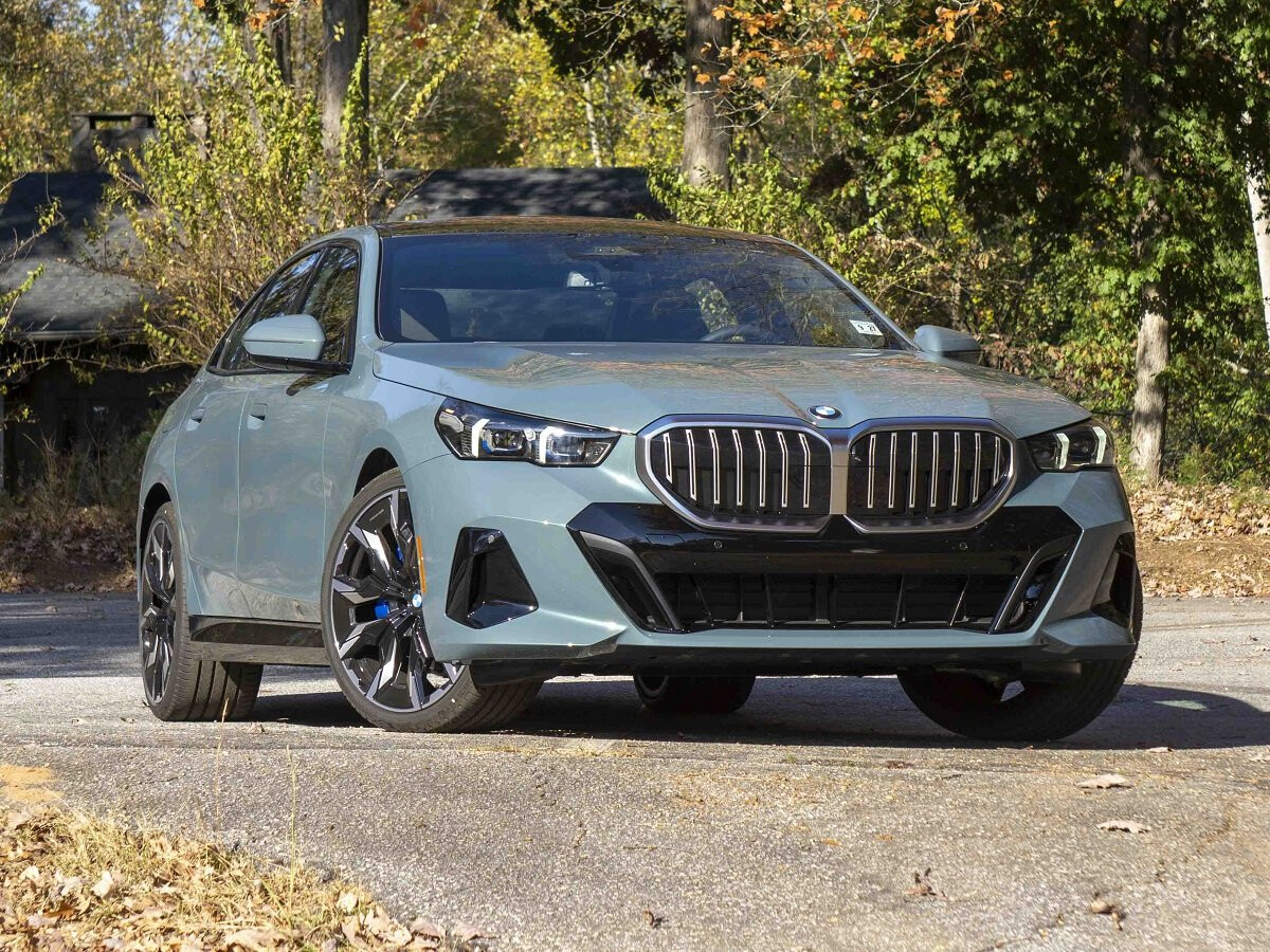 bmw 5시리즈 색상 다 모아봤습니다  썸네일