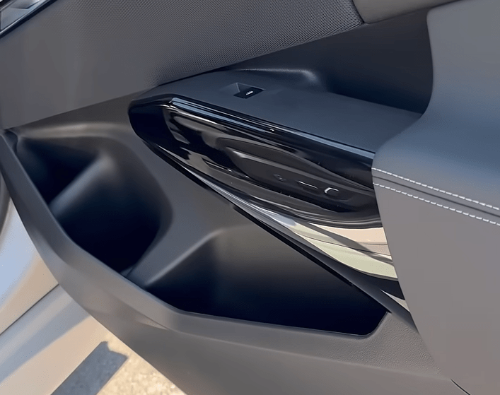 2026년형 BMW X3 변경사항 공유드립니다~  썸네일
