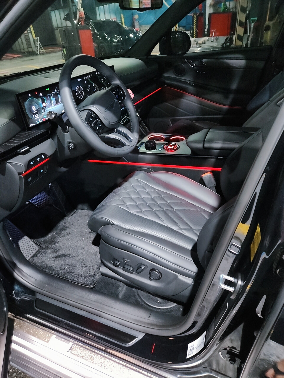 제네시스 GV80 블랙 3.5 터보 AWD 6인승 이미지3