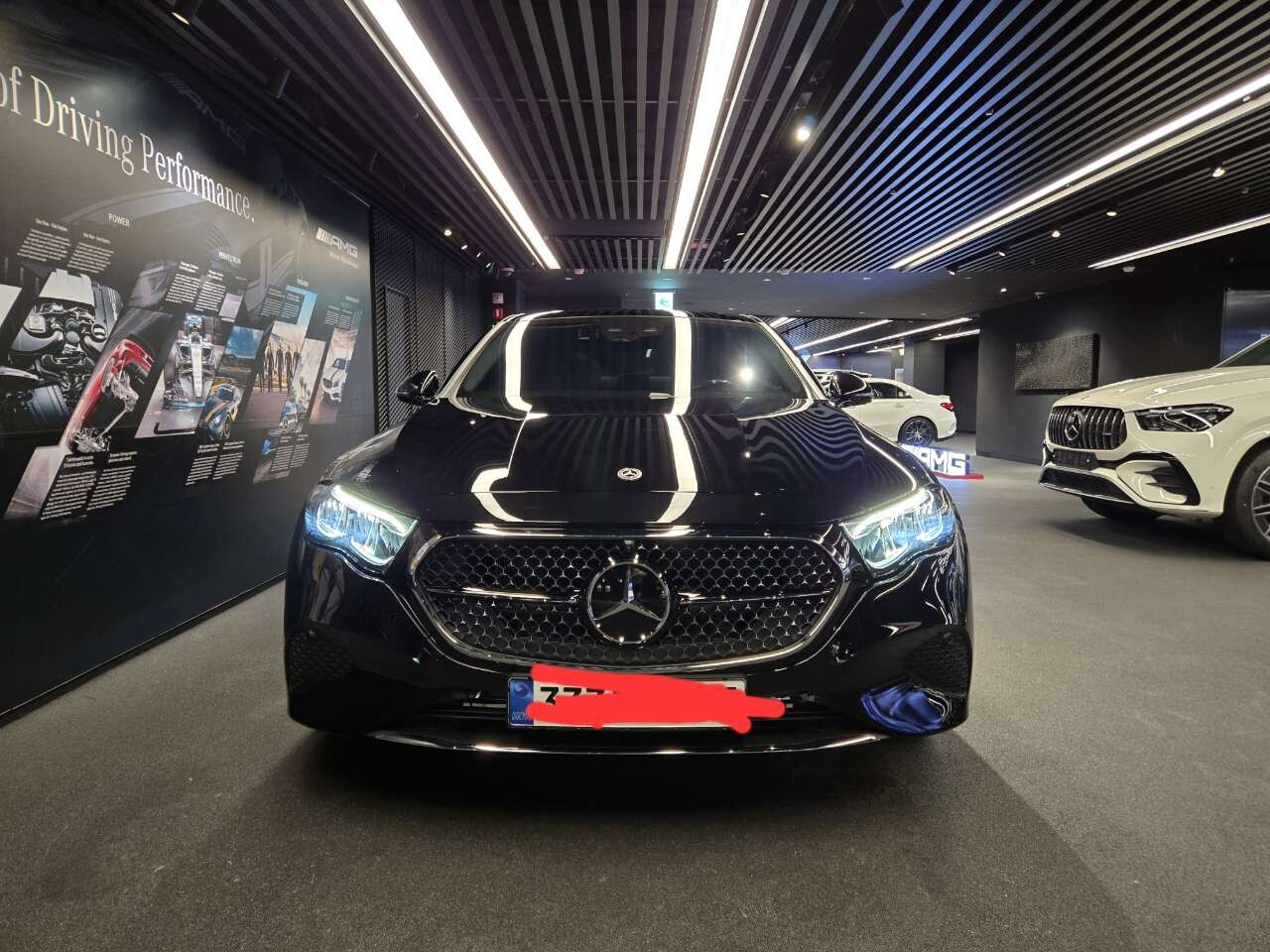 벤츠 E-클래스 E 200 아방가르드 이미지3