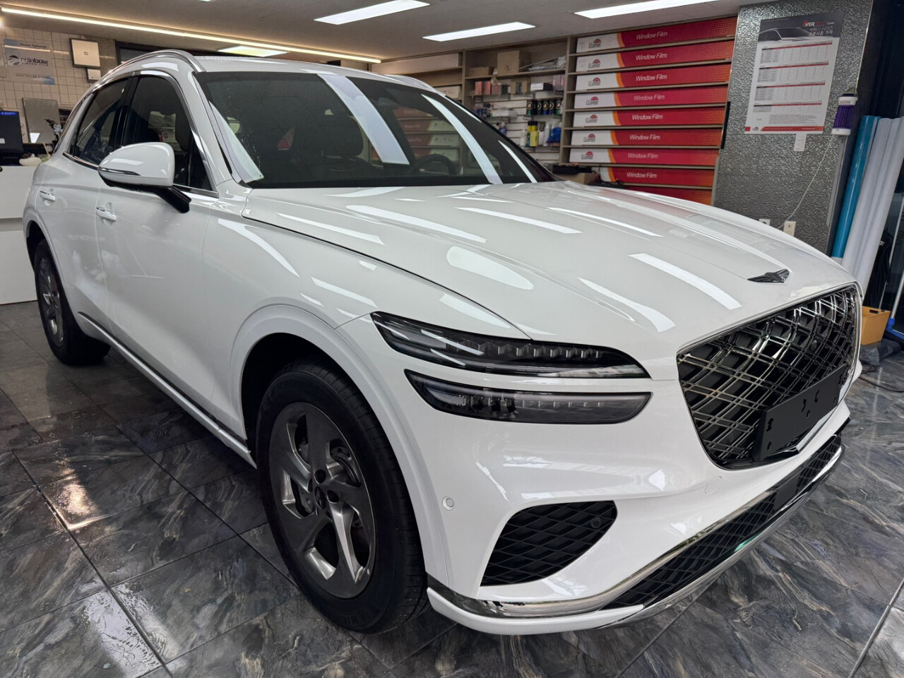 제네시스 GV70  이미지5
