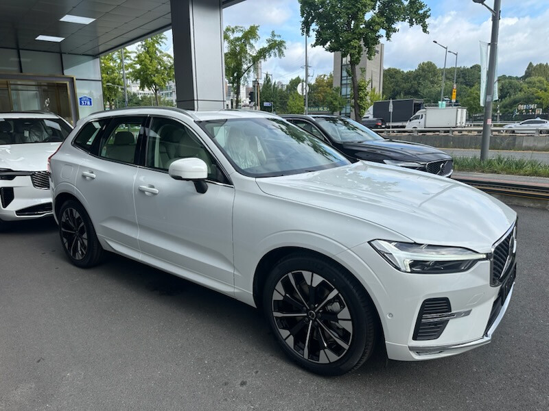 볼보 xc60 2025 페리형 이미지2