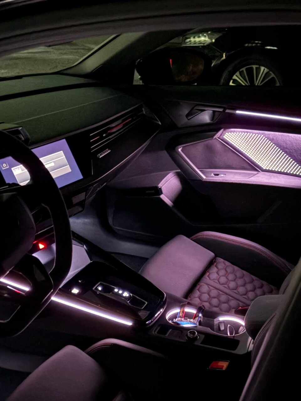 AUDI RS3 카본에디션 오너 리뷰 이미지3