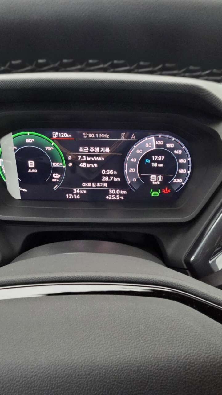 Q4 오너리뷰 썸네일