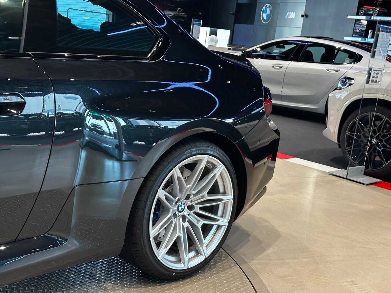 BMW M2 이미지3