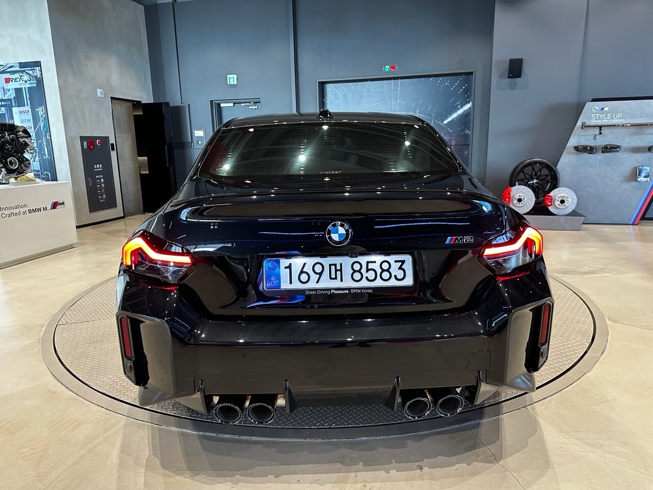 BMW M2 이미지2