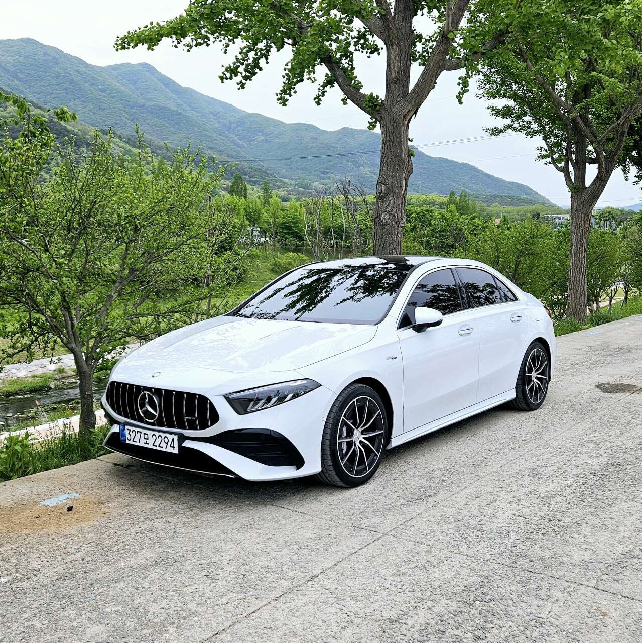 AMG A35 FACELIFE 모델 리뷰 이미지1