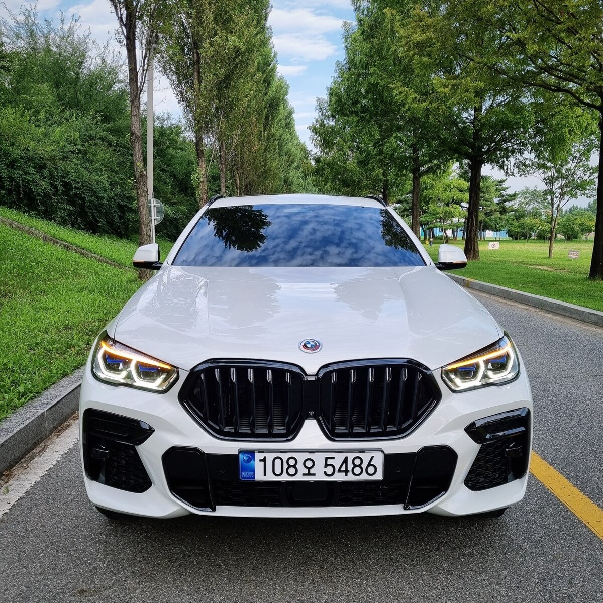 하데스 M.포르쉐.고인물뱃지 이쁘네요. . . 썸네일