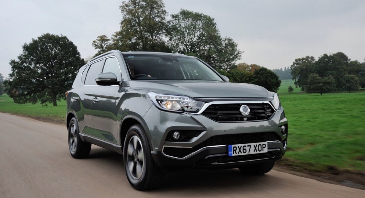 아재 느낌 낭낭한 프레임바디 suv들 썸네일