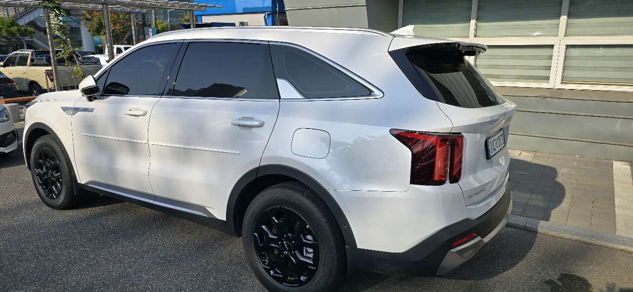 기아 쏘렌토 하이브리드 시그니처 5인승 썸네일 이미지