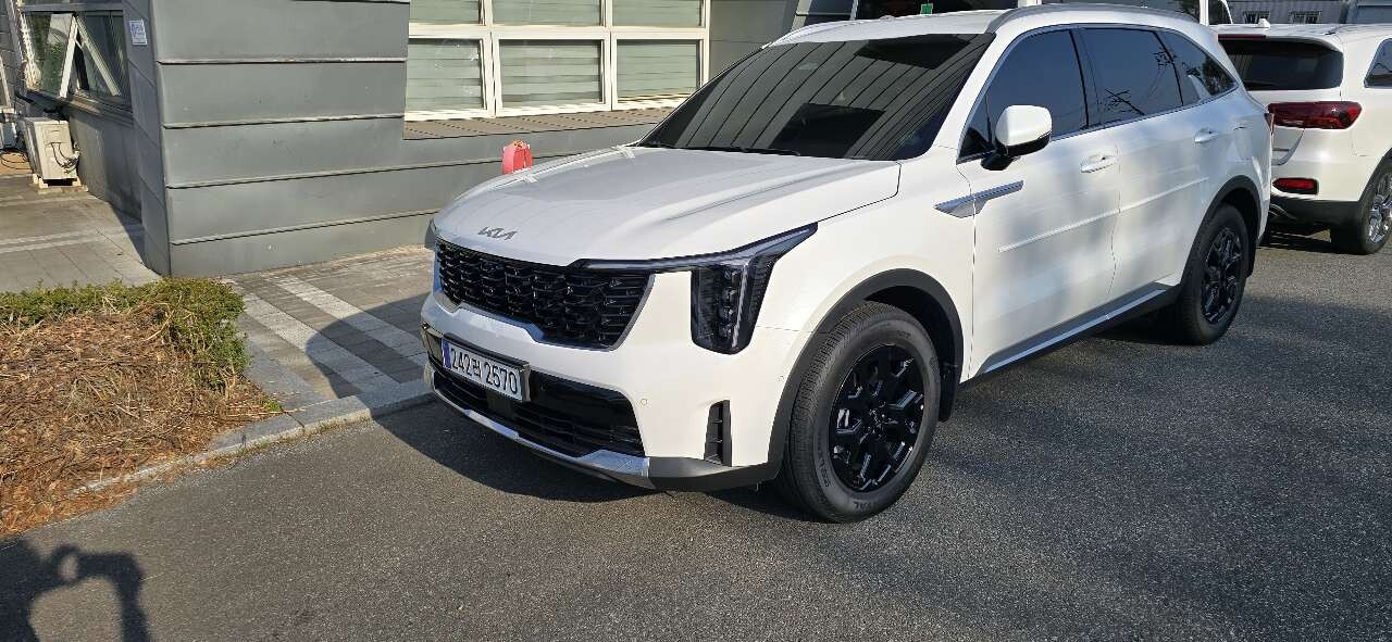 기아 쏘렌토 하이브리드 시그니처 5인승 썸네일 이미지