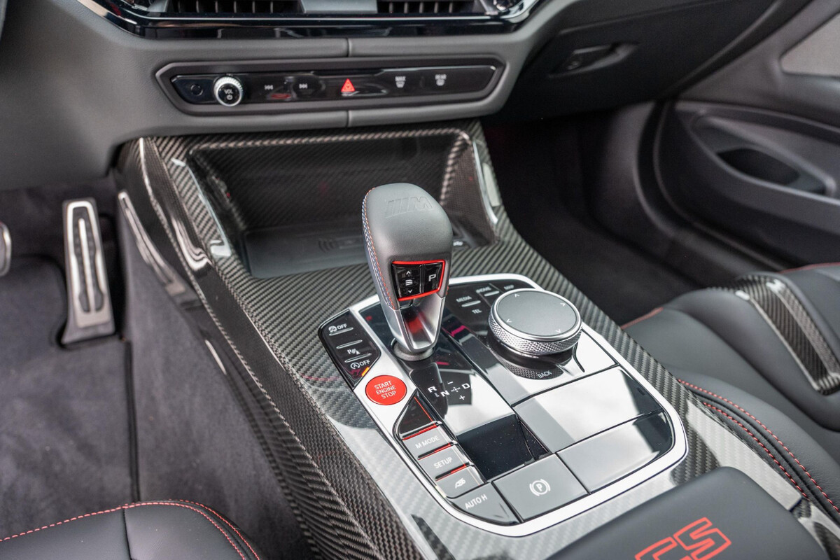 [신차사진] 2025 BMW M4 CS  썸네일