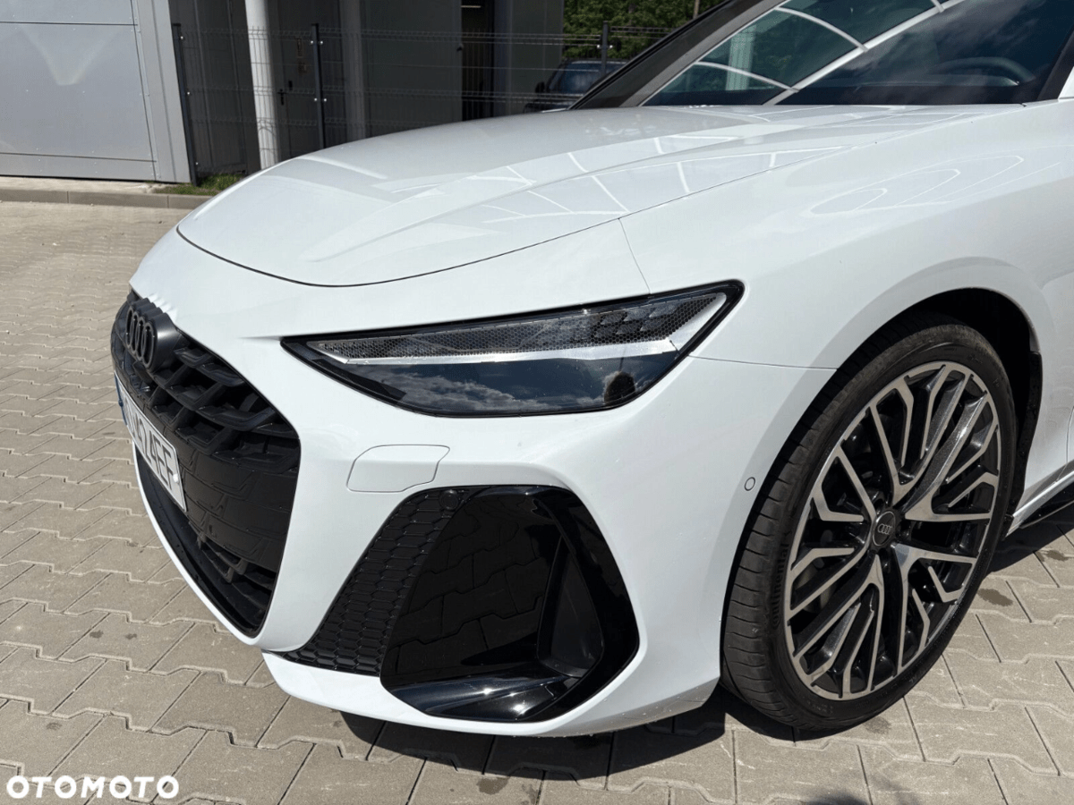 [신차사진] 2026 아우디 A6 풀체인지 (화이트 + 베이지시트) 썸네일