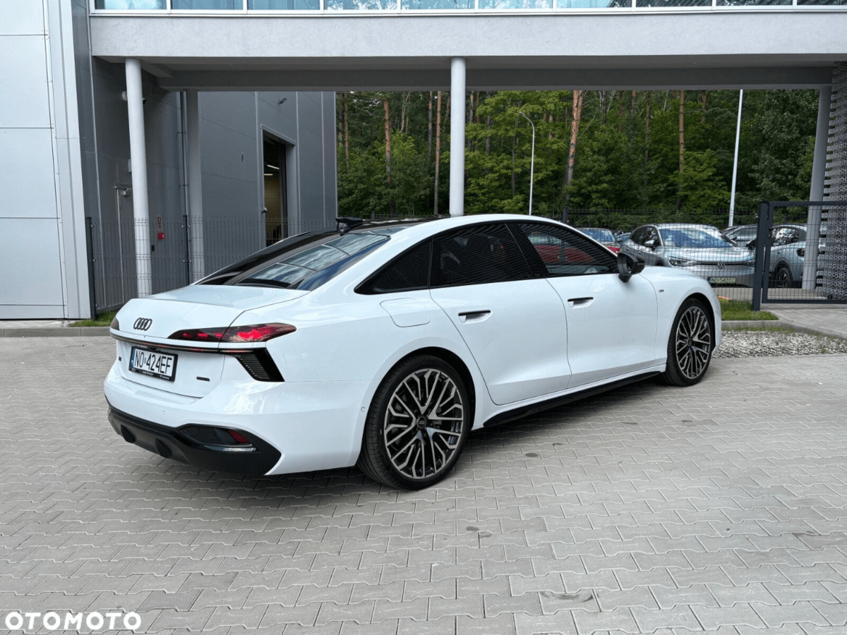 [신차사진] 2026 아우디 A6 풀체인지 (화이트 + 베이지시트) 썸네일