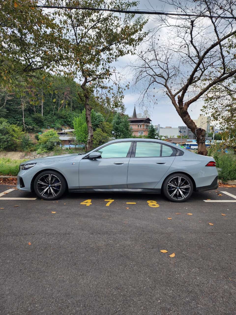 패밀리카 비즈니스 세단의 교과서 썸네일