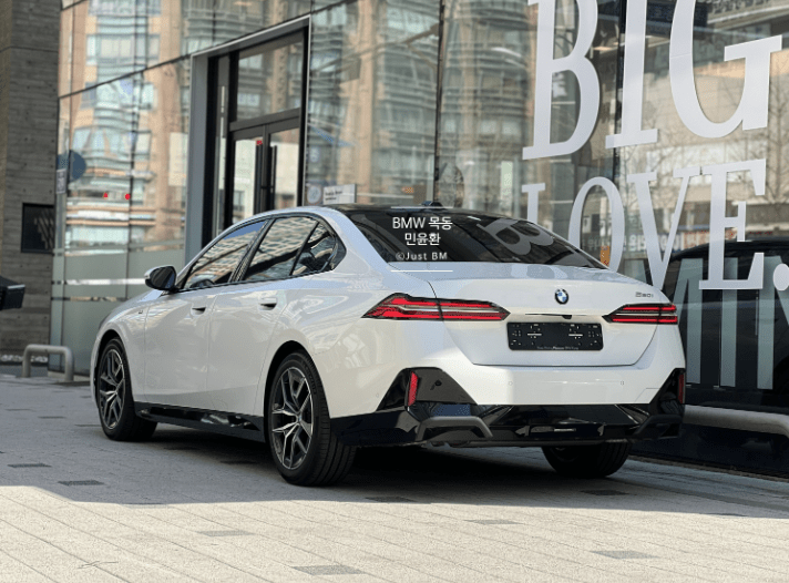 520i MSP vs 530i 베이스 형님들의 선택은? 썸네일