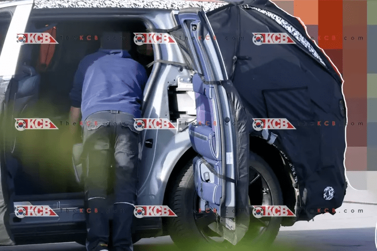 제네시스 GV90 코치도어 유출됐는데 멋지네요  썸네일