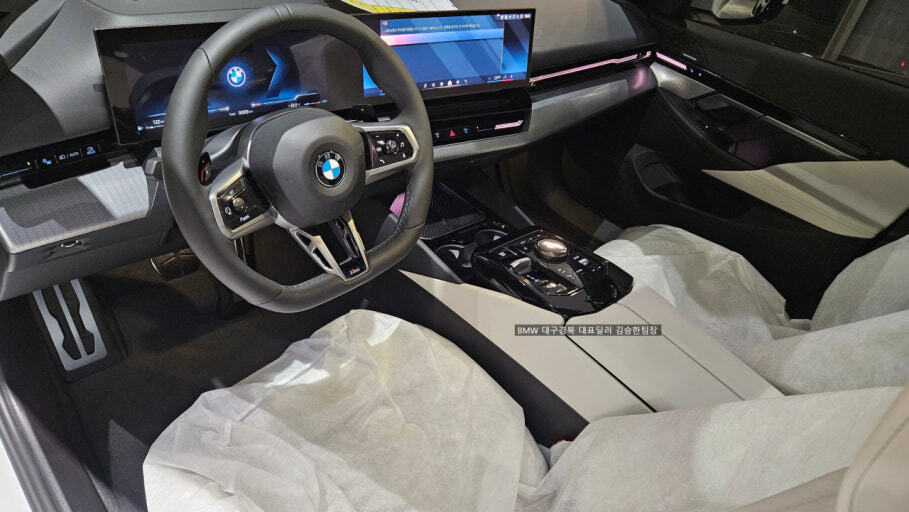 화이트 시트 오너분들 관리 어떻게 하시나요 게시글 썸네일