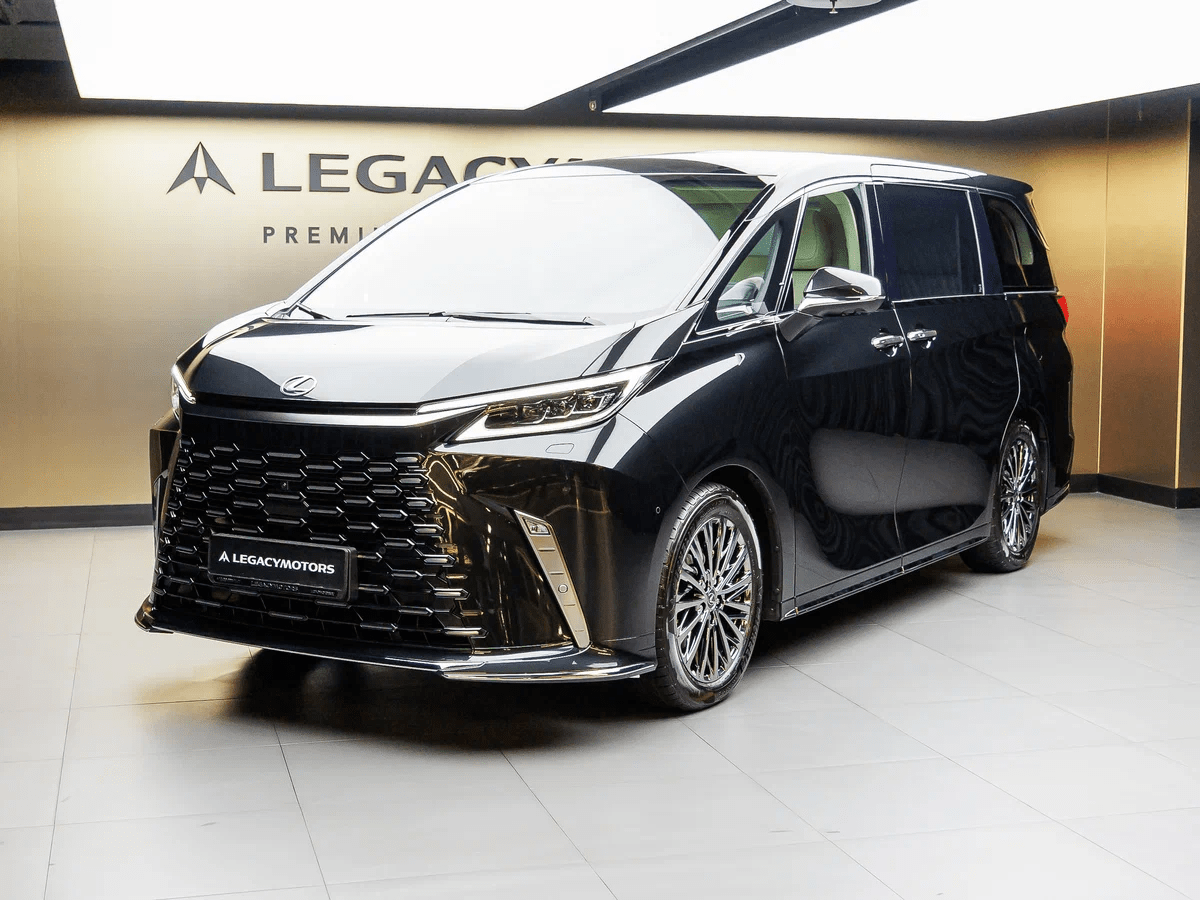 [신차사진] 2025 렉서스 LM 로열 게시글 썸네일