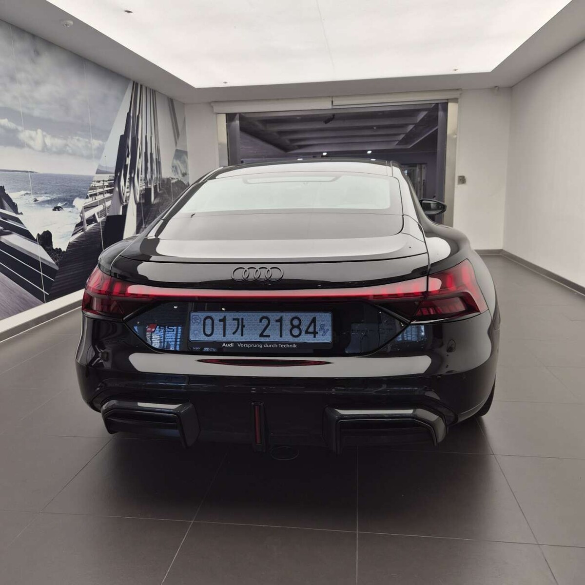 기존 이트론GT 오너의 신형 RS이트론GT 시승기 썸네일