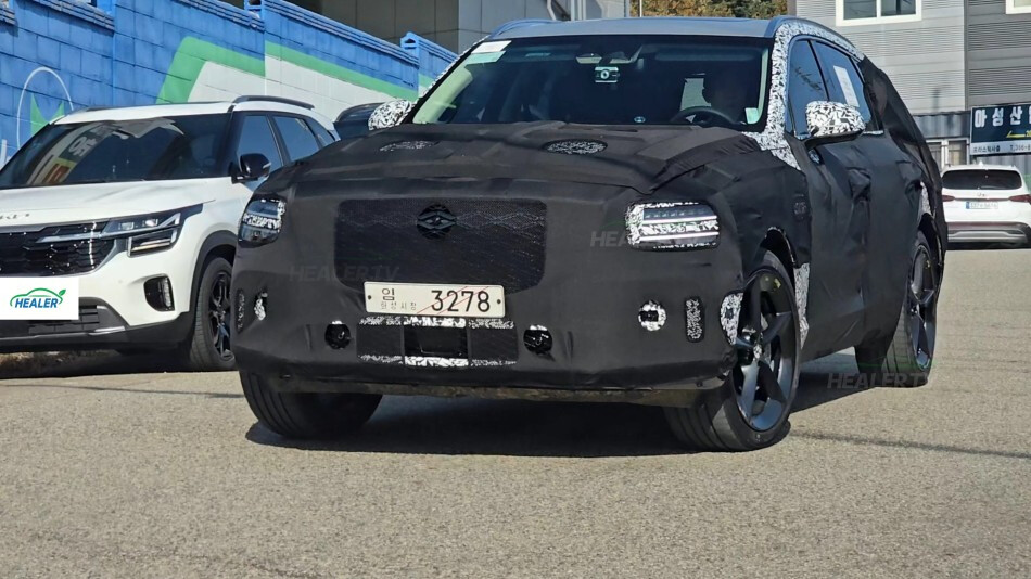 제네시스 GV80 하이브리드 스파이샷 게시글 썸네일