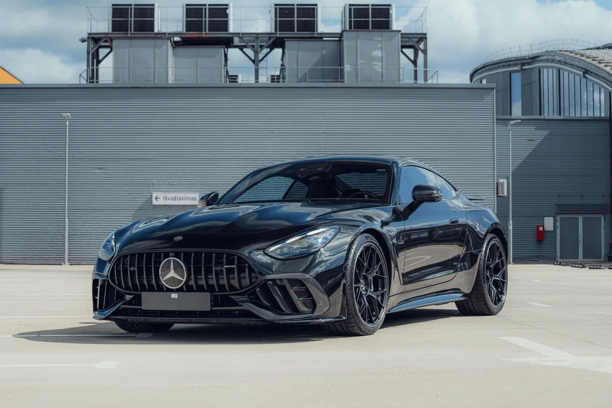 [신차사진] 메르세데스 벤츠 AMG GT 63 프로 썸네일