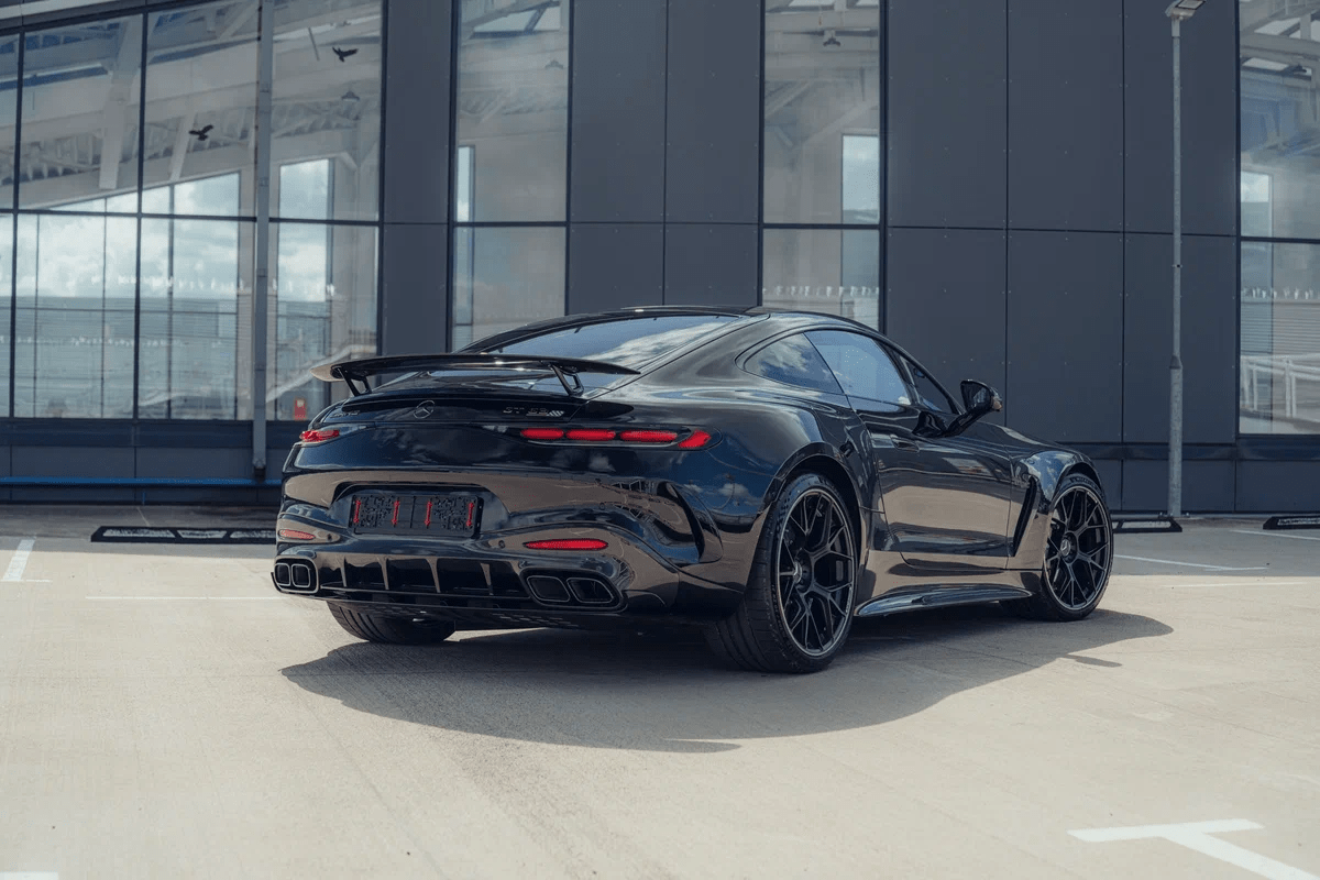 [신차사진] 메르세데스 벤츠 AMG GT 63 프로 썸네일