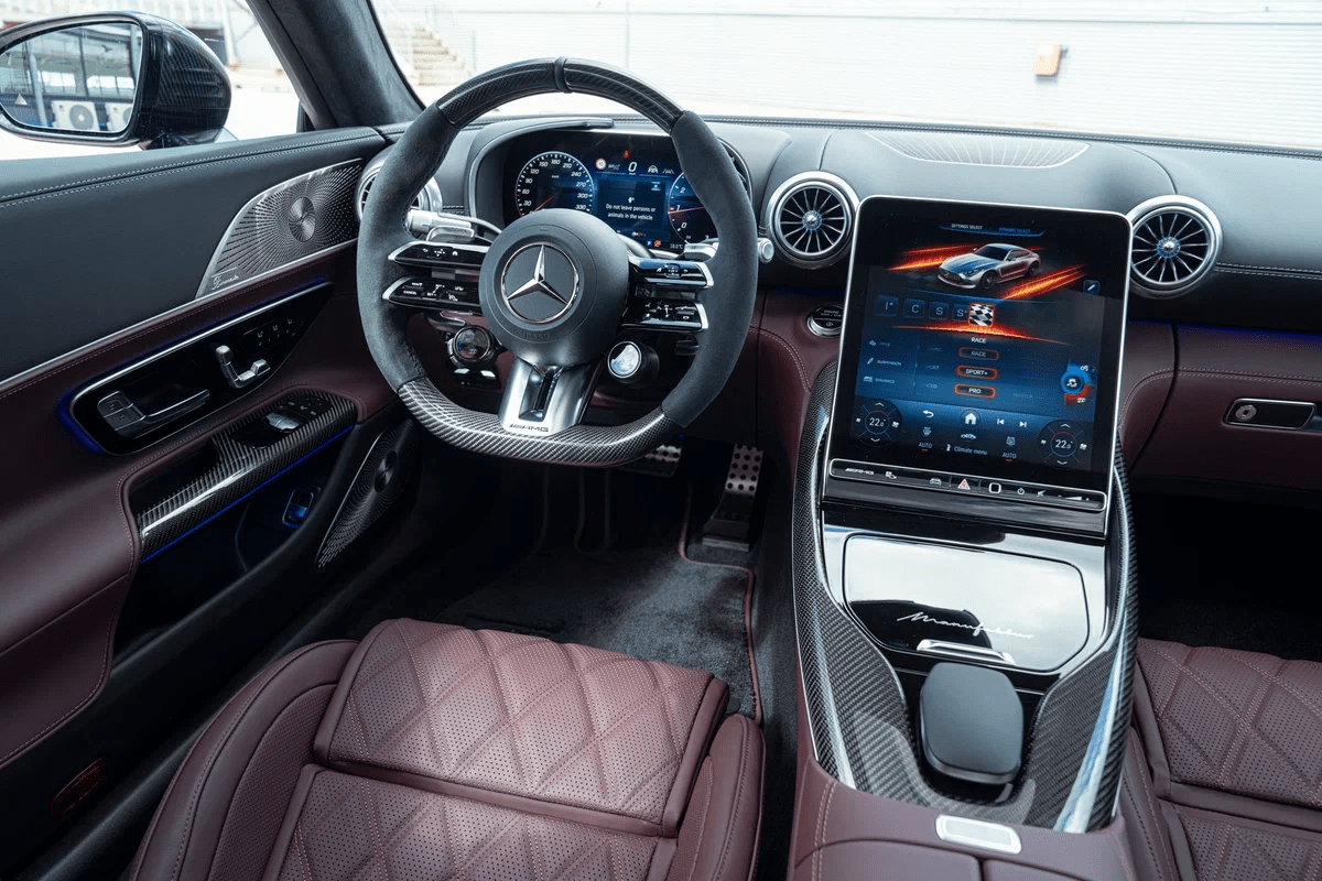 [신차사진] 메르세데스 벤츠 AMG GT 63 프로 썸네일