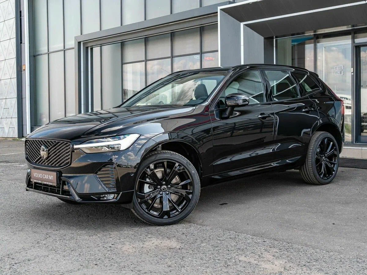 [신차사진] 2025 볼보 XC60 B5 블랙 에디션  게시글 썸네일