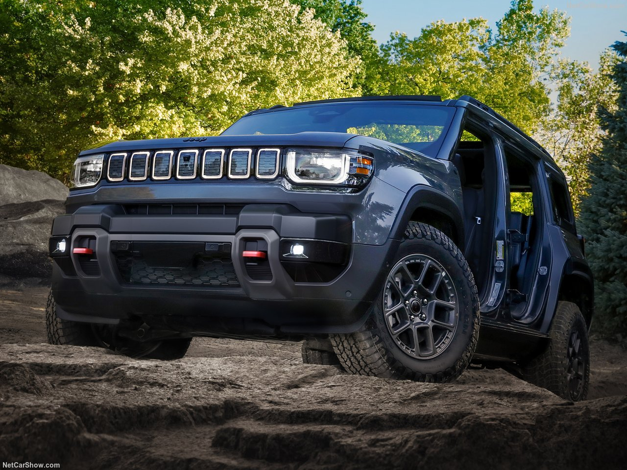 지프에서 SUV 새로나왔는데 예쁘네요 게시글 썸네일