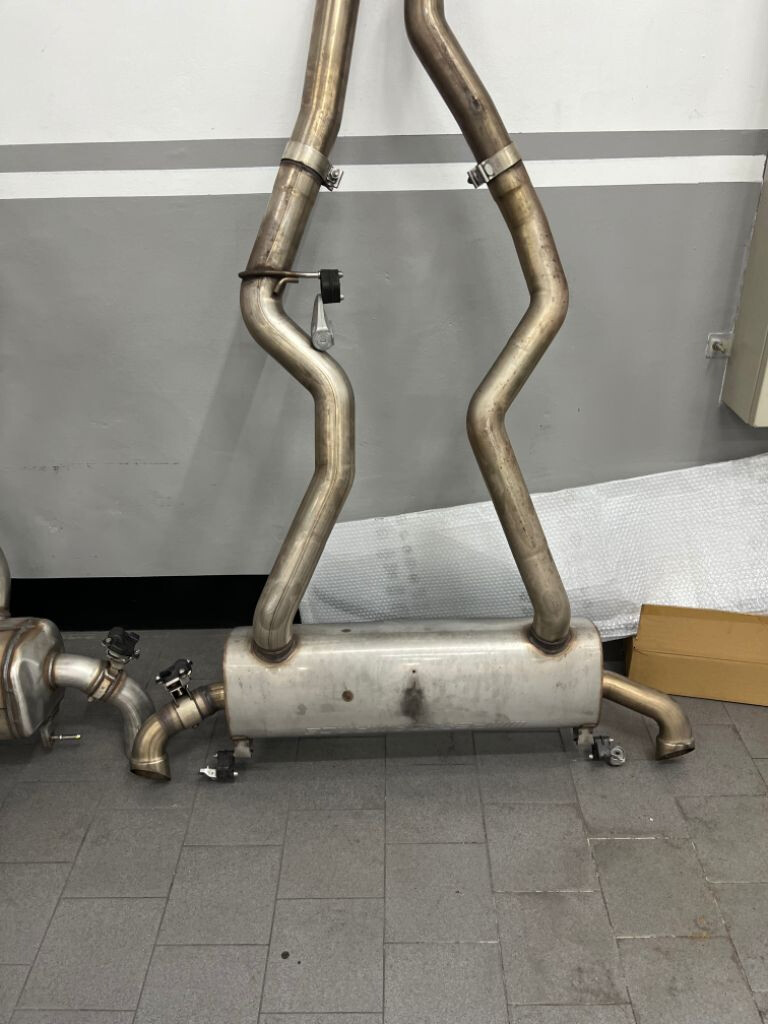 비엠 오너분들 퍼포먼스 배기 튜닝하시나요?? 썸네일