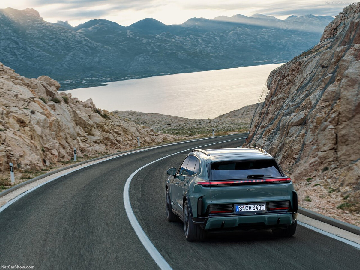 [신차공개] 2026 포르쉐 카이엔 일렉트릭, 가격 1억 4,230만원부터  썸네일