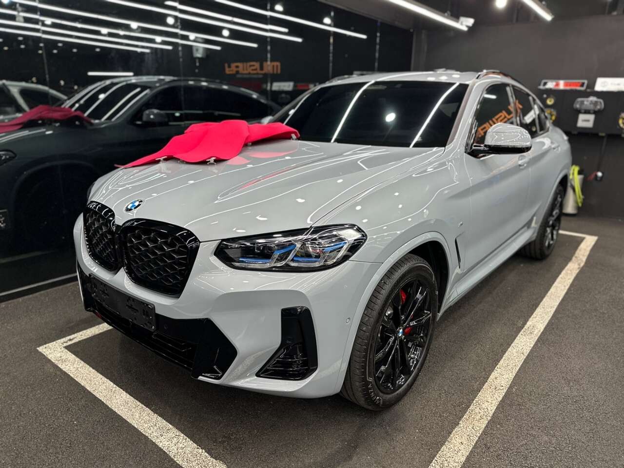 X4 컴팩트해서 편리하고 디자인에 끌리다 썸네일 이미지