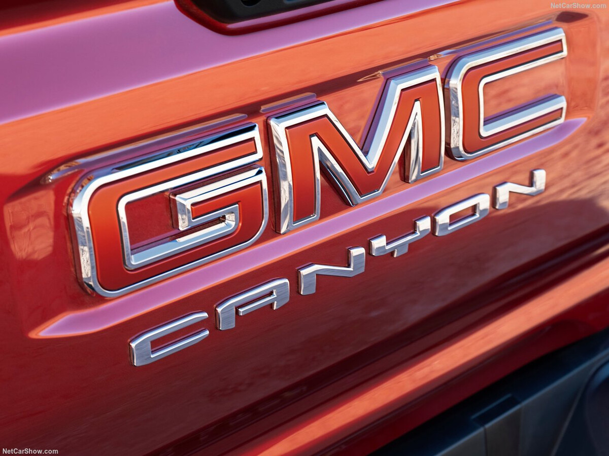 [국내 인증 통과] 2025 지엠씨 캐니언 AT4x 썸네일