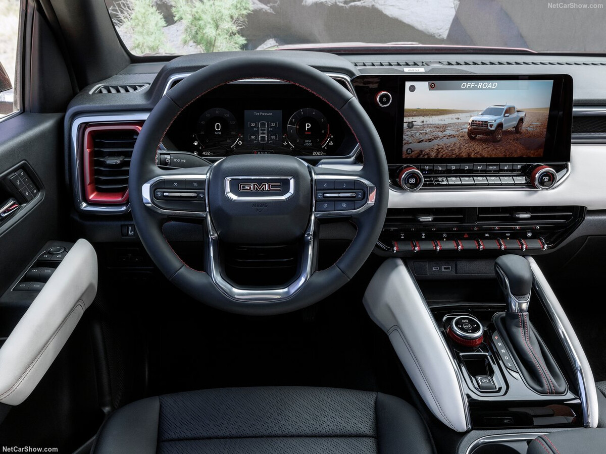 [국내 인증 통과] 2025 지엠씨 캐니언 AT4x 썸네일