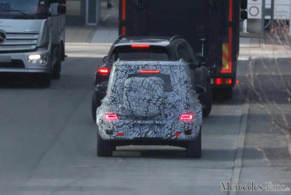 벤츠 지바겐 베이비 버전 나오네요 ㄷㄷ (스파이샷 포착)  썸네일