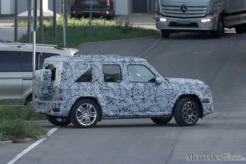 벤츠 지바겐 베이비 버전 나오네요 ㄷㄷ (스파이샷 포착)  썸네일