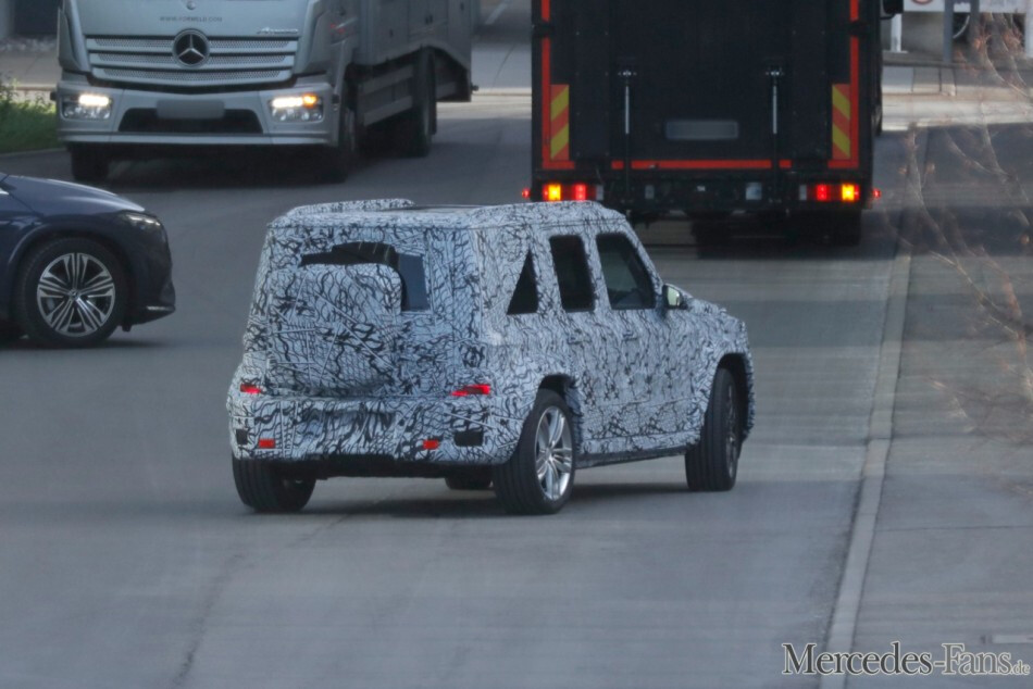 벤츠 지바겐 베이비 버전 나오네요 ㄷㄷ (스파이샷 포착)  썸네일