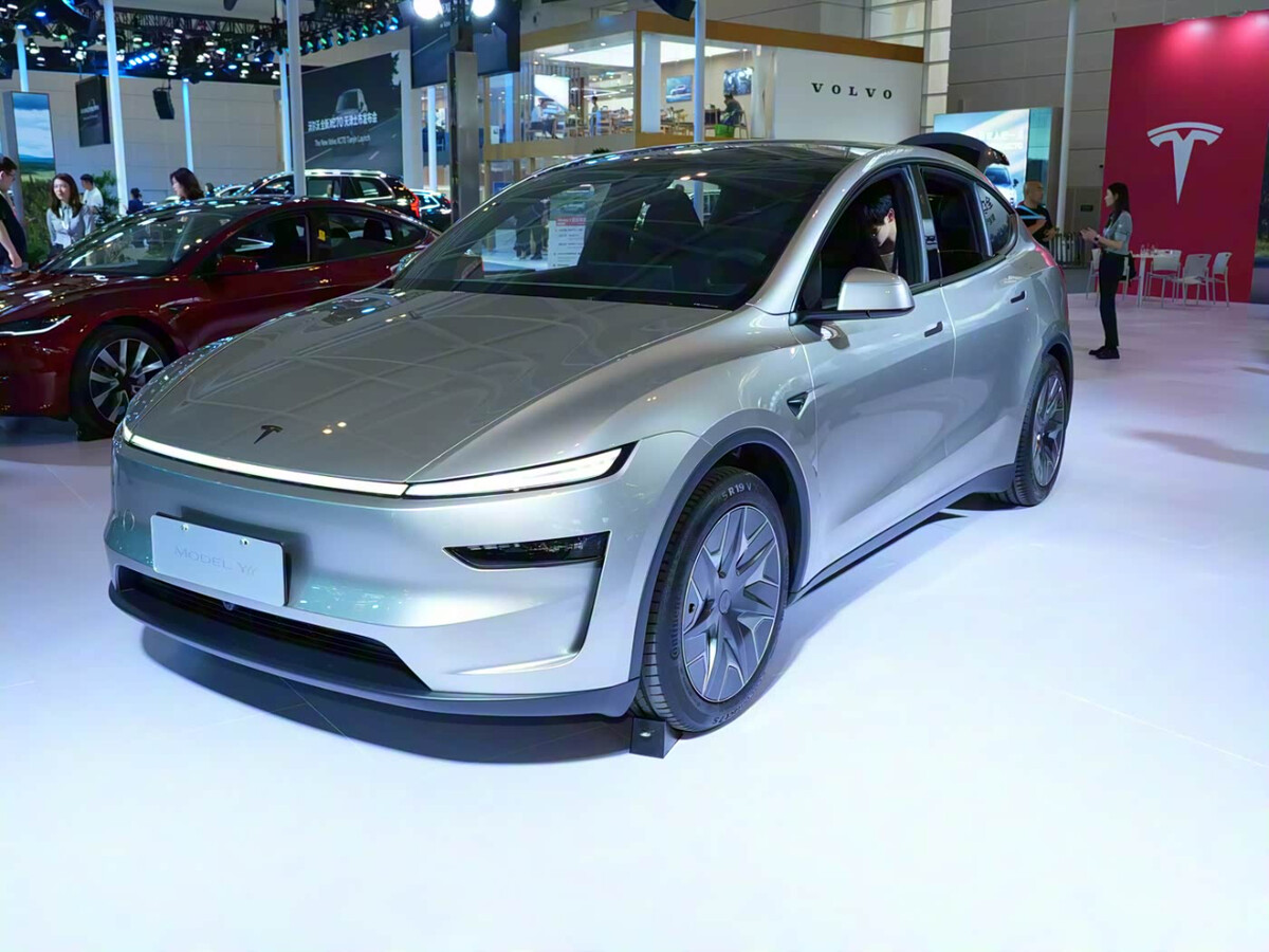 "독삼사 개발리겠네" 테슬라가 내년에 출시한다는 미친 신차 썸네일