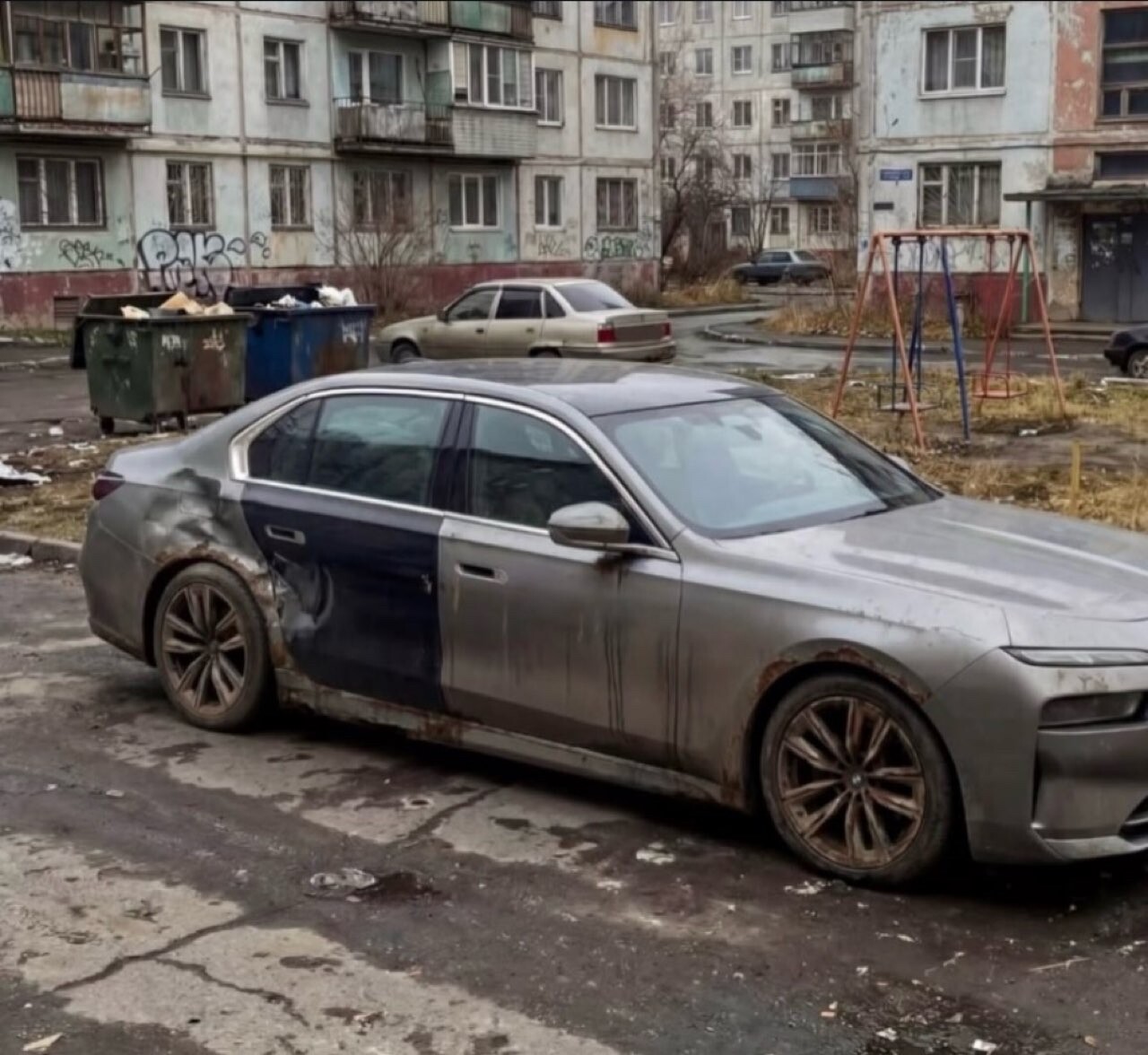 우크라이나의 7시리즈 게시글 썸네일