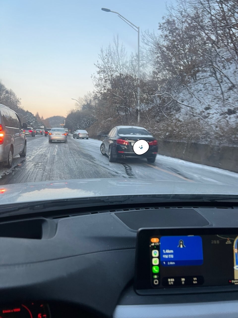 오늘 서울 출근길 개빡샙니다 차 버리고 간 사람들도 많네요 썸네일