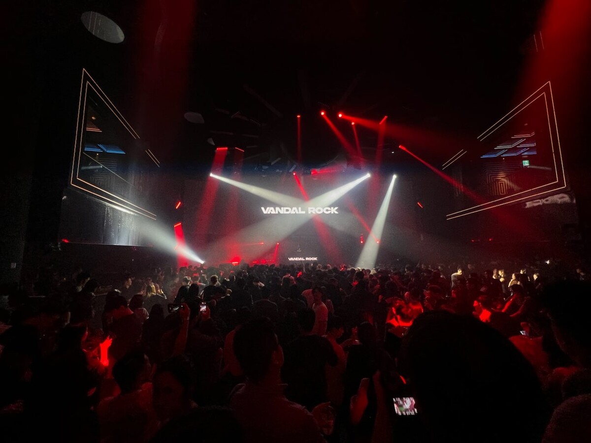 EDM조아하시는분? 스티브 아오키 내한공연 왔슴다 썸네일